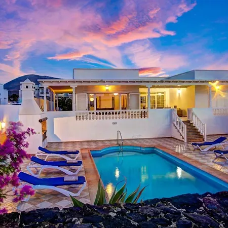 Sleeps 6 Pool Wifi فيلة بْوُرتو كاليرو